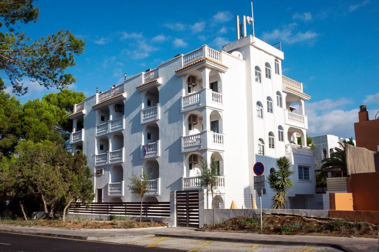 Apartamentos Top Secret Prestige Es Pujols - Formentera Vacaciones Exterior photo